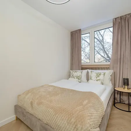 Zielinskiego Atmospheric By Renters * فروتسواف