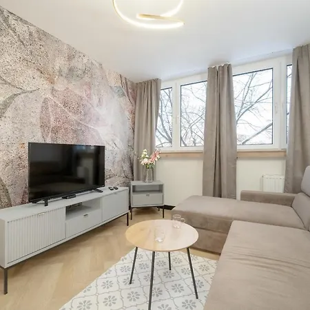 Zielinskiego Atmospheric By Renters شقة *