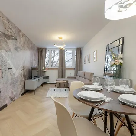 Zielinskiego Atmospheric By Renters شقة *