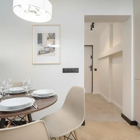 Apartamento Zielinskiego Atmospheric By Renters